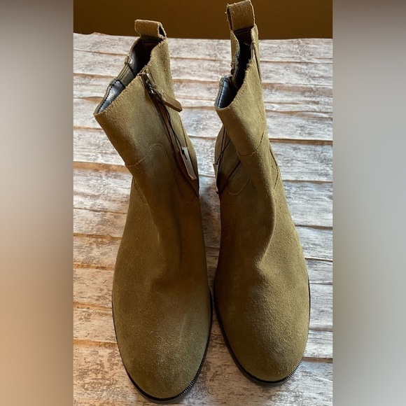 NEW w/o box Cole Haan Women's Leighton Waterproof Chelsea Bootie Size 8 - Picture 6 of 12